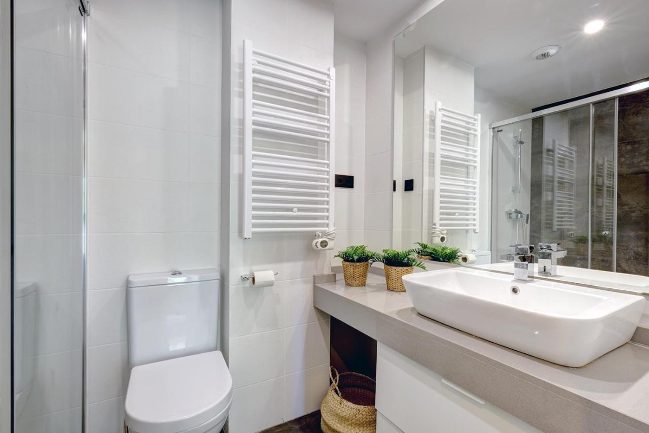 Stylish 2 Bedroom Apartment In Estepona Old Town Экстерьер фото
